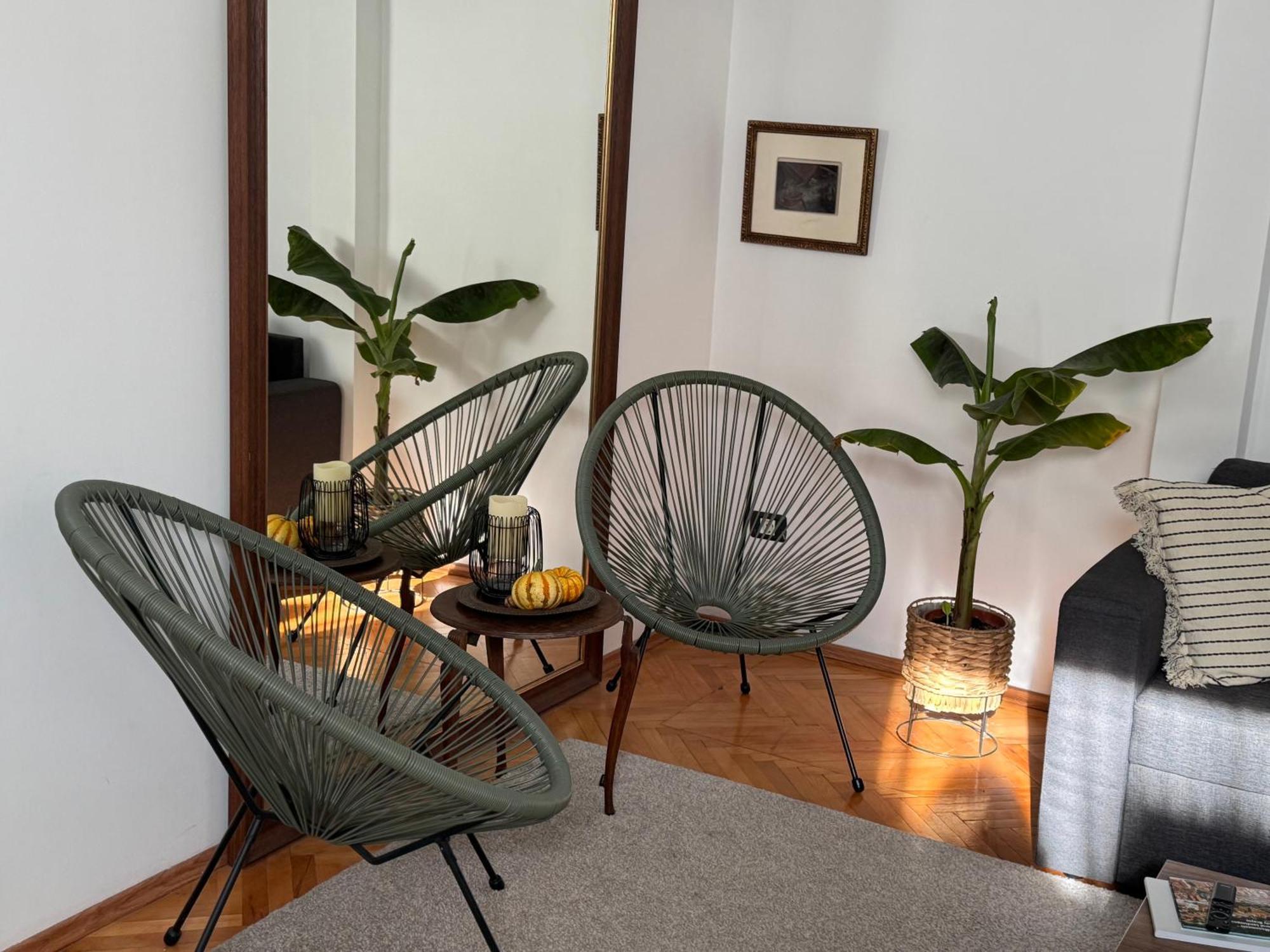 Apartment Vibe *